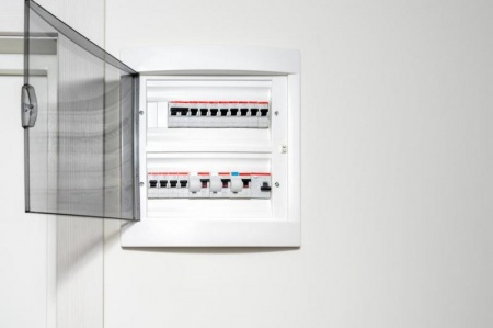 R&eacute;novation &eacute;lectrique &agrave; Wadelincourt, quand est-ce n&eacute;cessaire ?